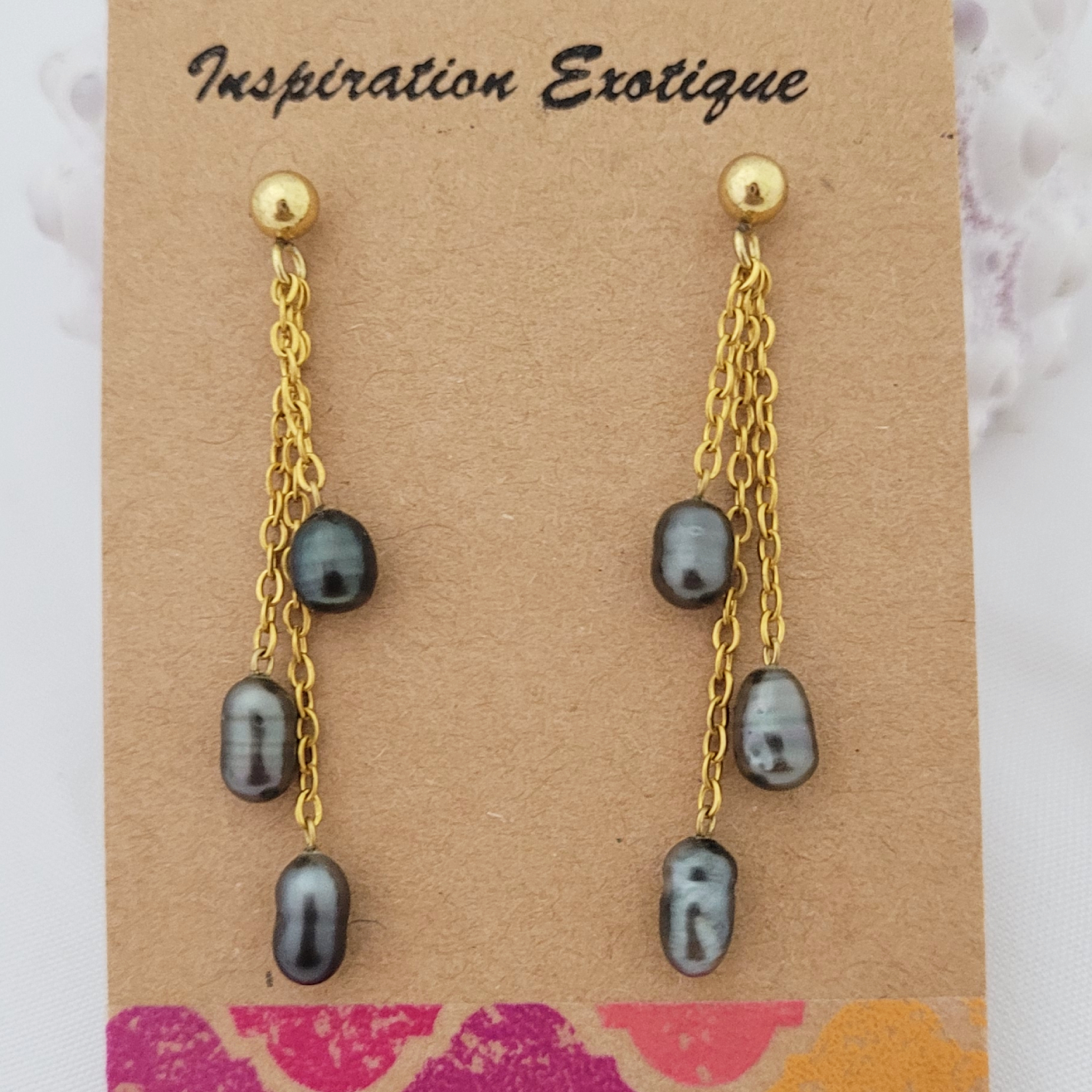 Boucles d'oreilles 3 chainettes avec keishis Tahiti – Image 2