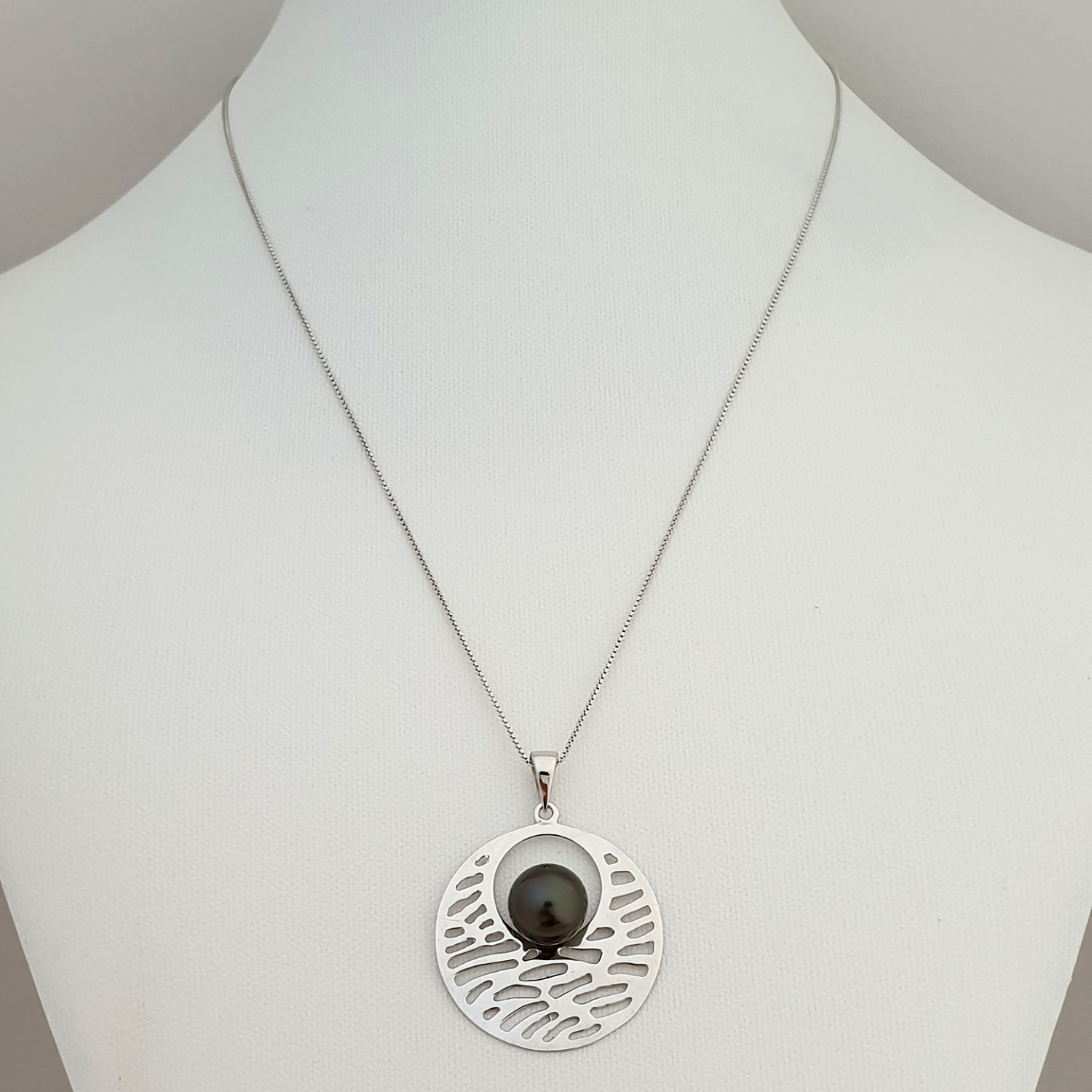 Collier en argent 925 avec pendentif ajouré et perle de Tahiti – Image 2