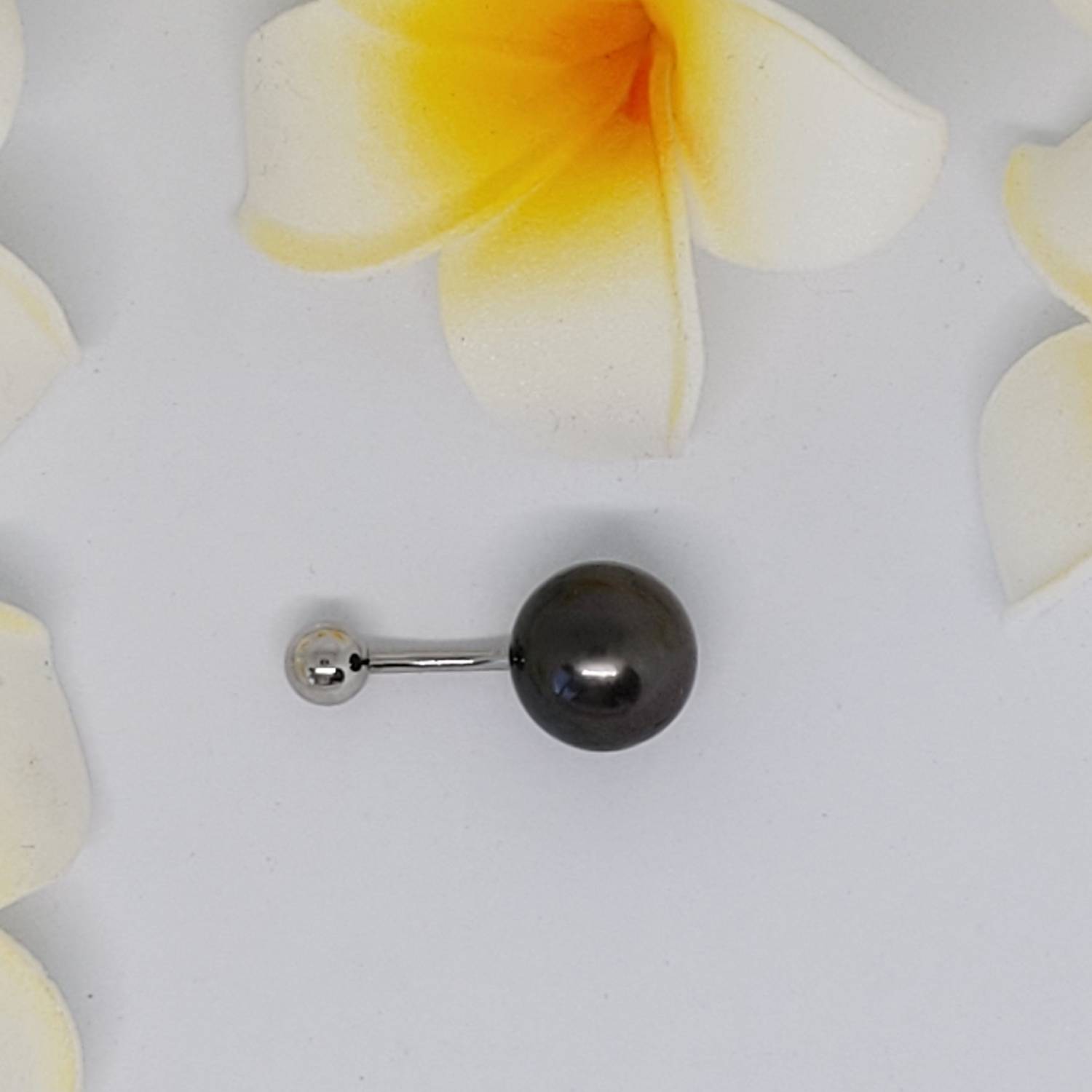 Piercing nombril avec perle de Tahiti – Image 9