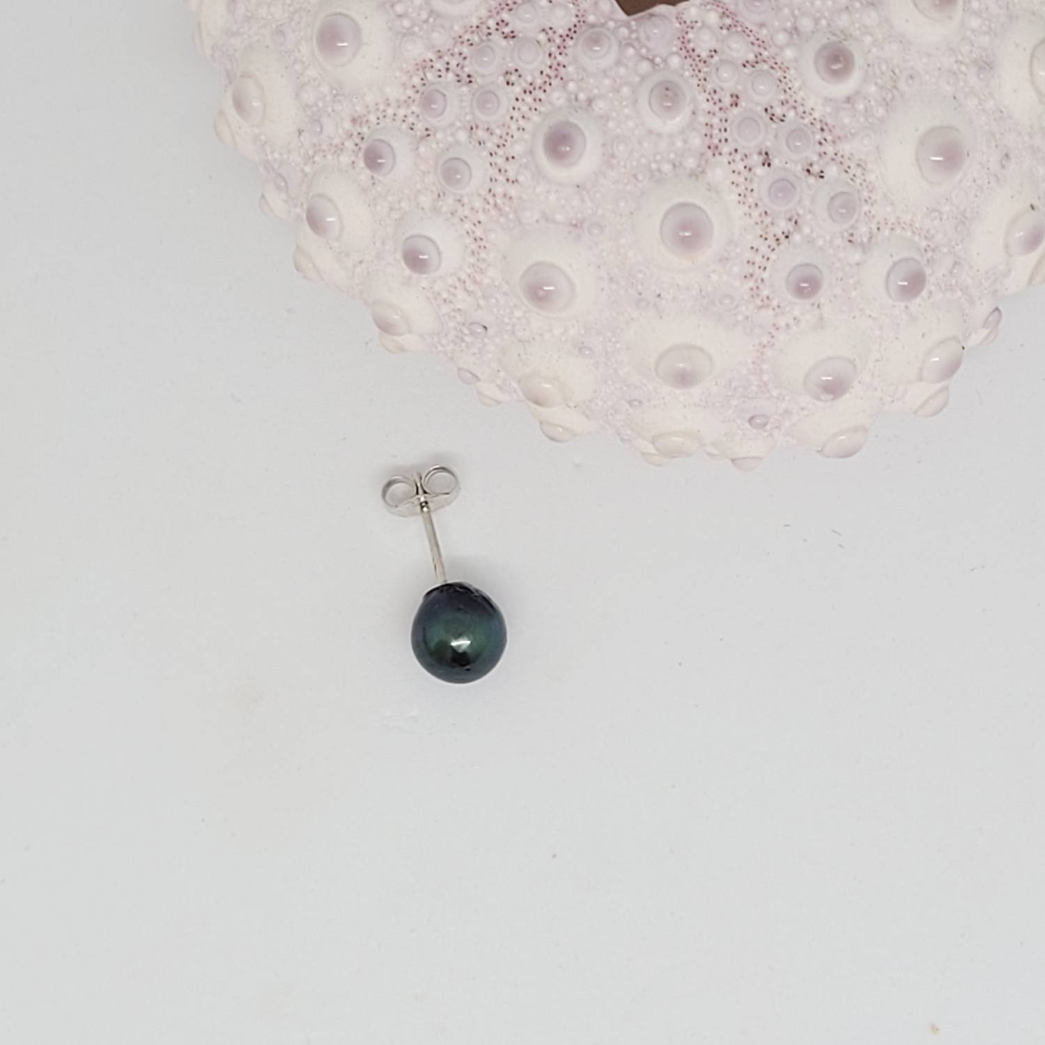 Boucle d'oreille "solo" perle de Tahiti (plusieurs modèles disponibles) – Image 5