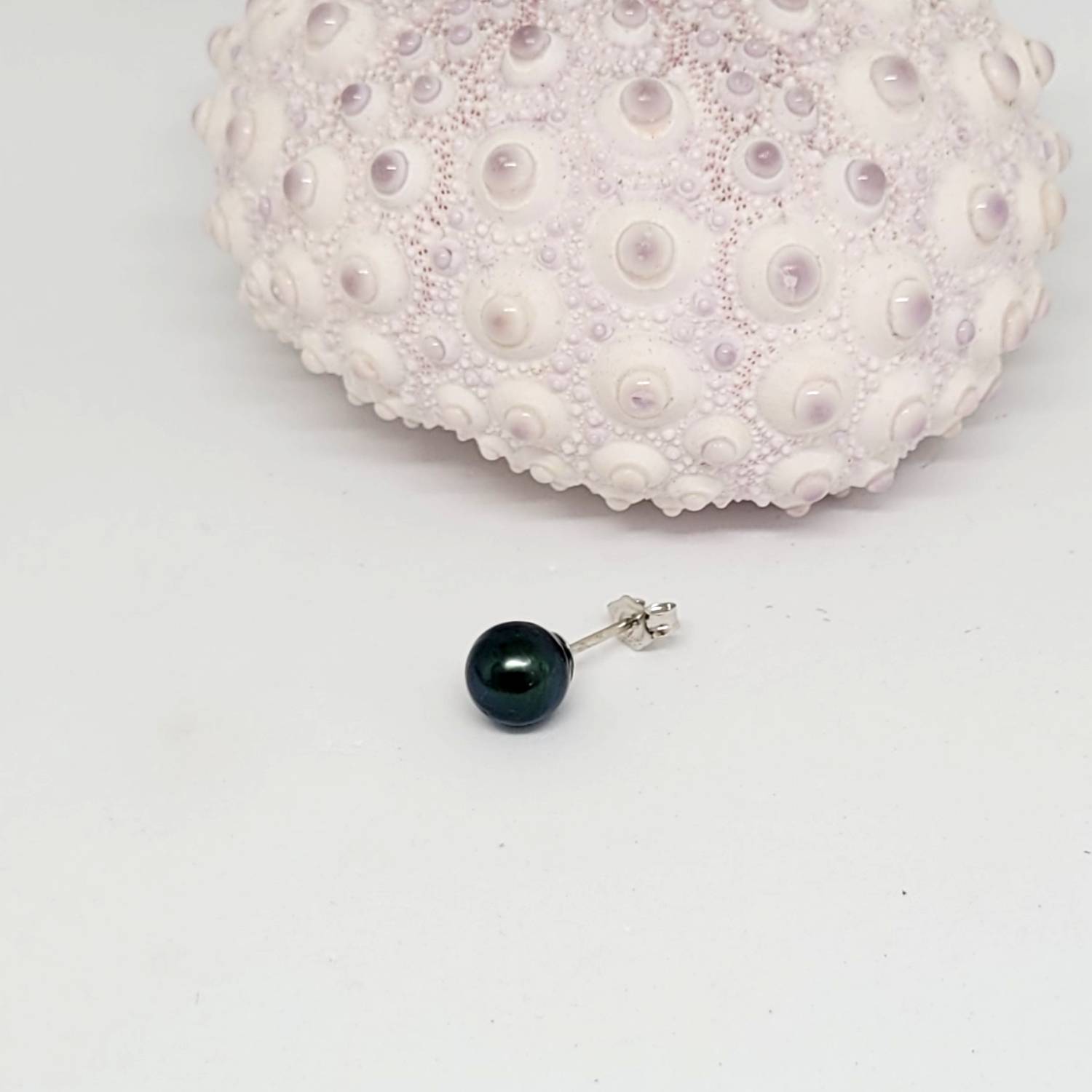 Boucle d'oreille "solo" perle de Tahiti (plusieurs modèles disponibles) – Image 6