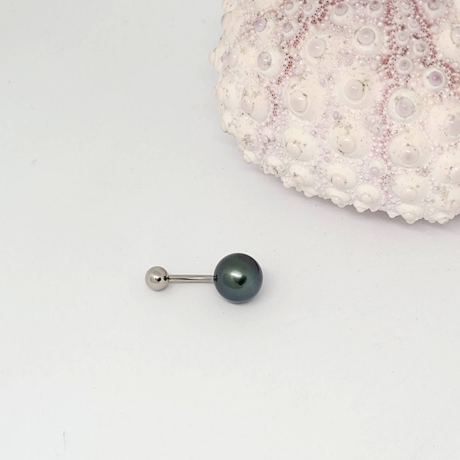 Piercing nombril avec perle de Tahiti – Image 3