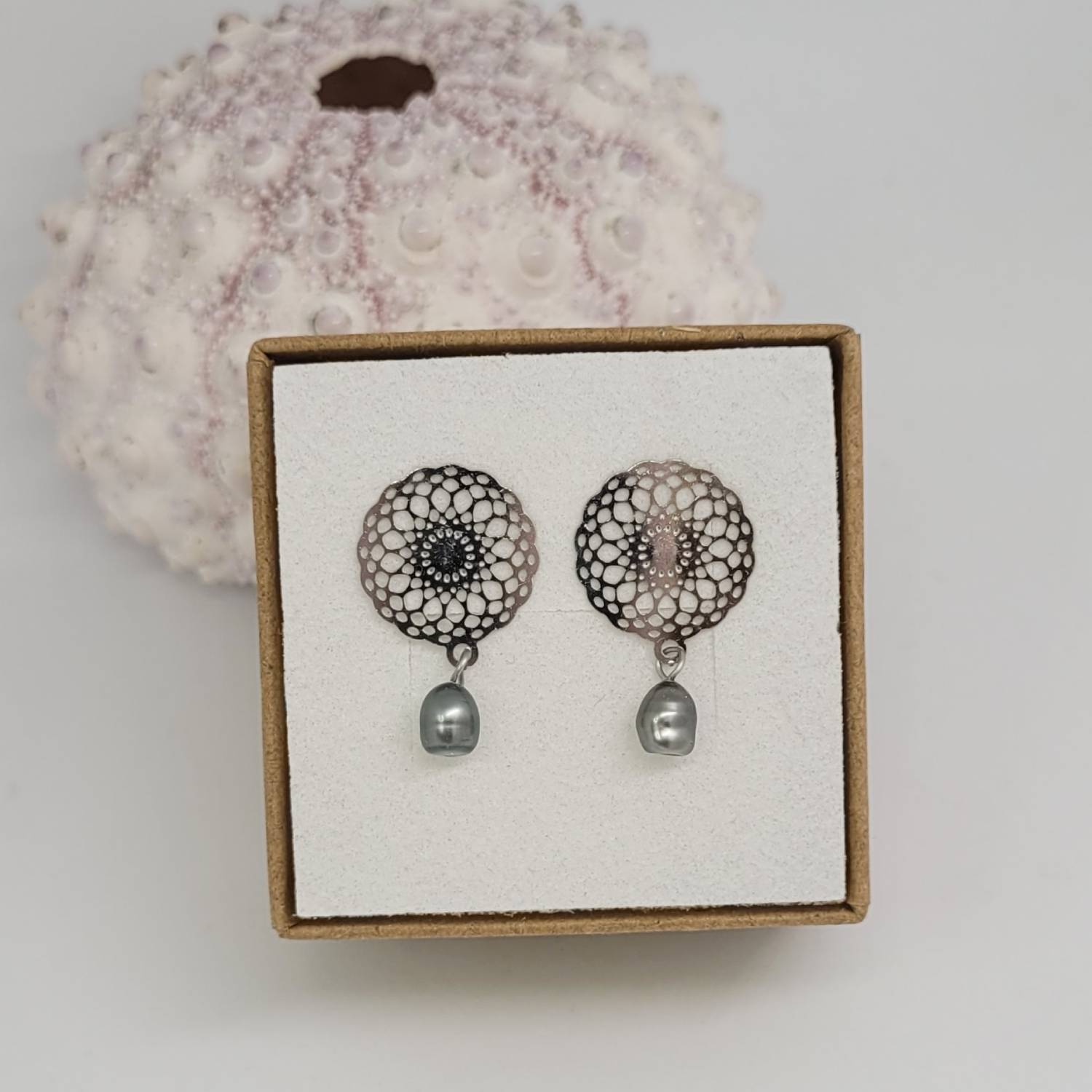 Boucles d'oreilles "soleil" avec keishis Tahiti – Image 3