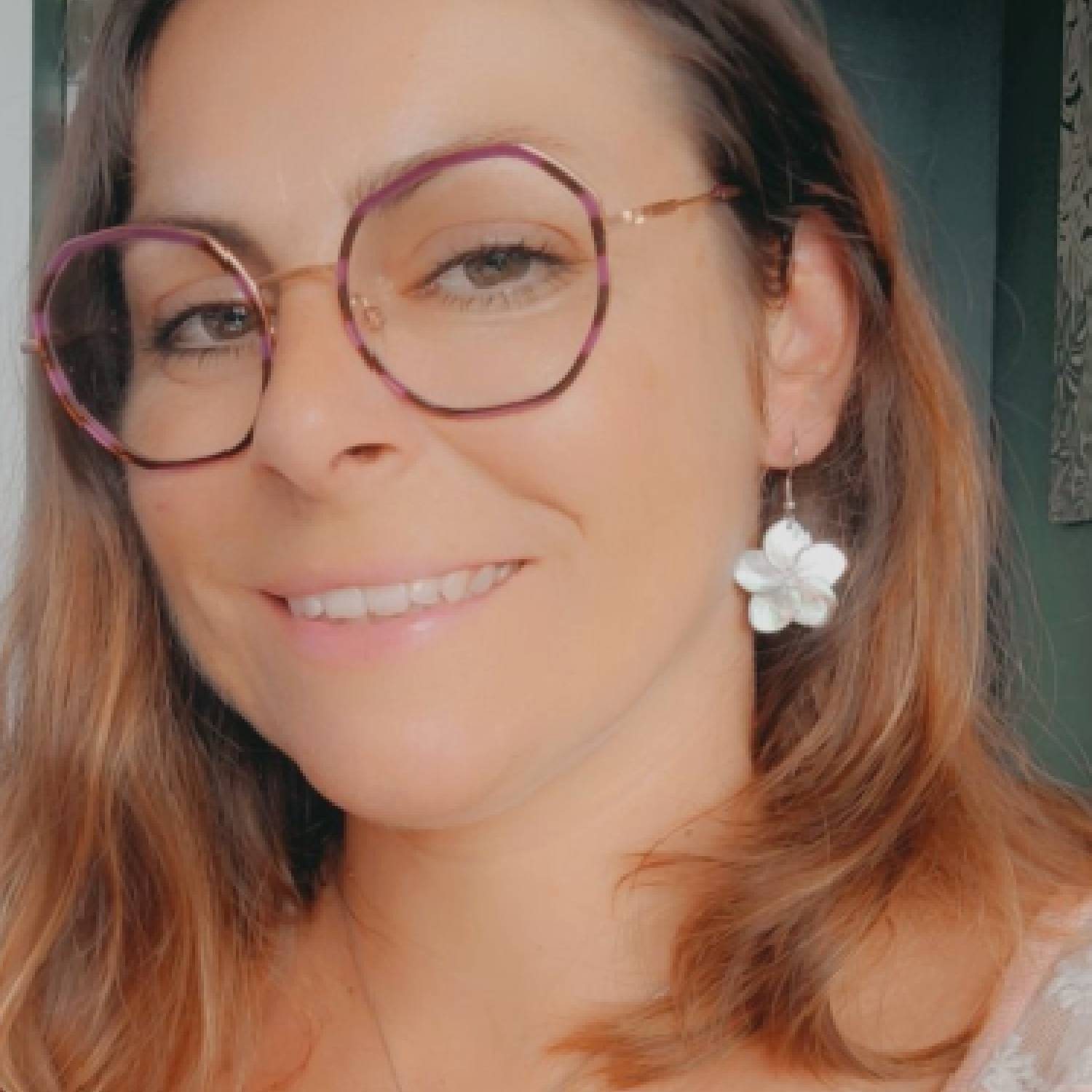 Boucles D'oreilles Puces Argent 925 Avec Fleurs En Nacre Rose - Neuf Avec étiquette, Marque Bimonia
