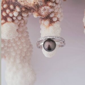 bague zircons et perle de Tahiti
