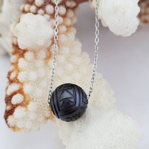 Collier "Only One" avec perle de Tahiti gravée
