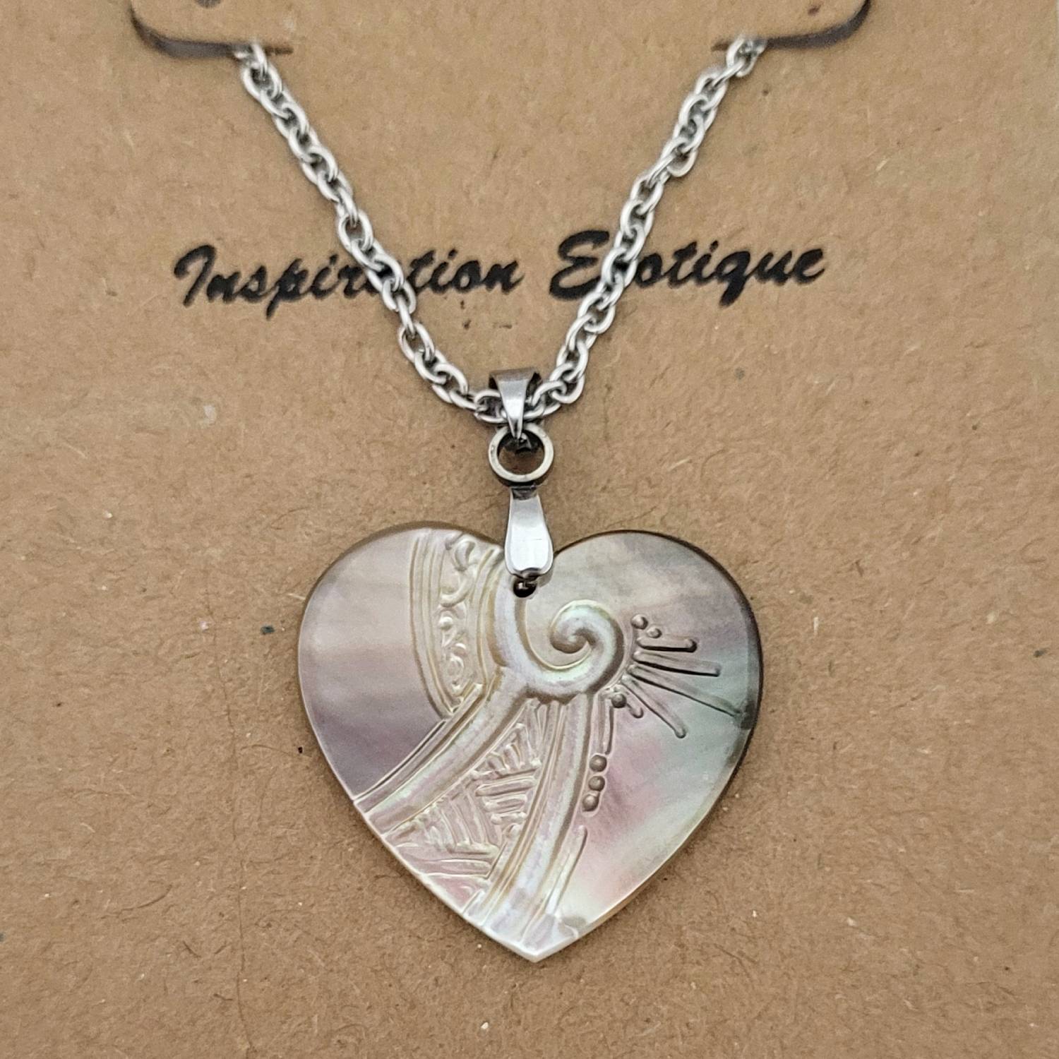 Collier "coeur de nacre" de Tahiti – Image 2