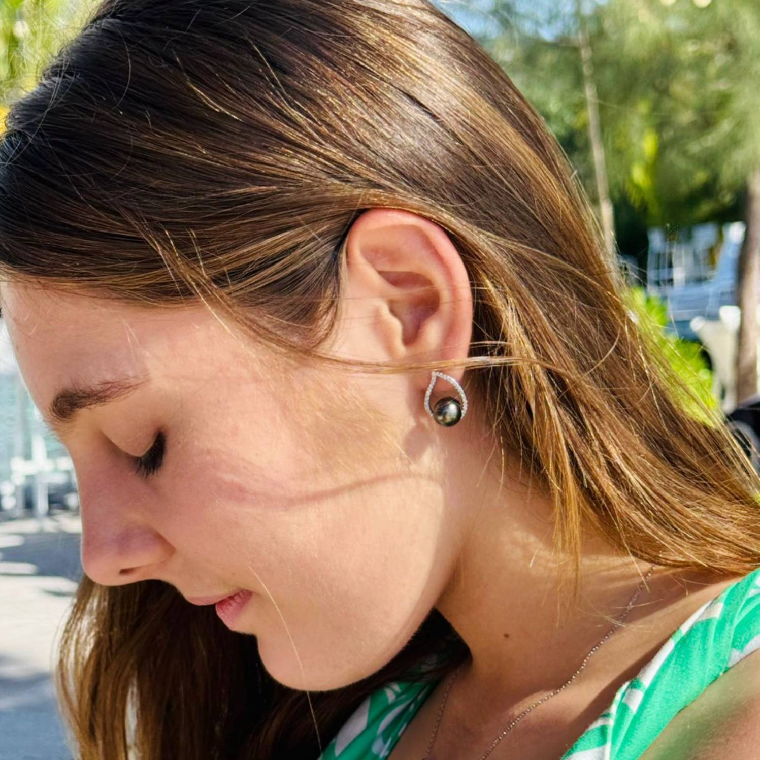 Boucles d'oreilles "gouttes luxueuses" avec perles de Tahiti – Image 2