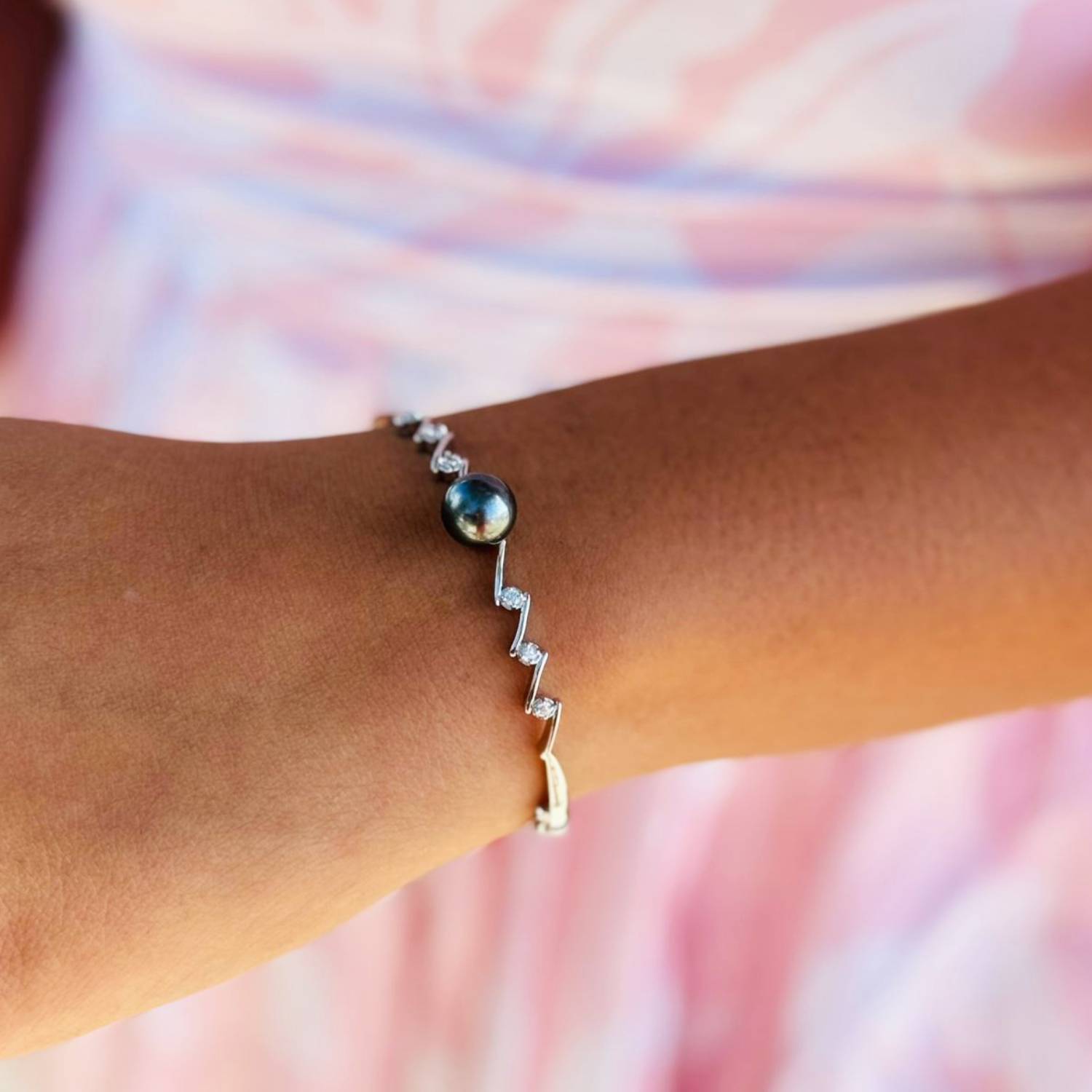 Bracelet jonc en argent avec Zircons et Perle de Tahiti – Image 5