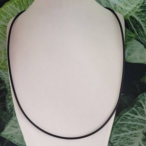 Collier caoutchouc